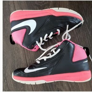 Nike | team hustle girl's high top shoes